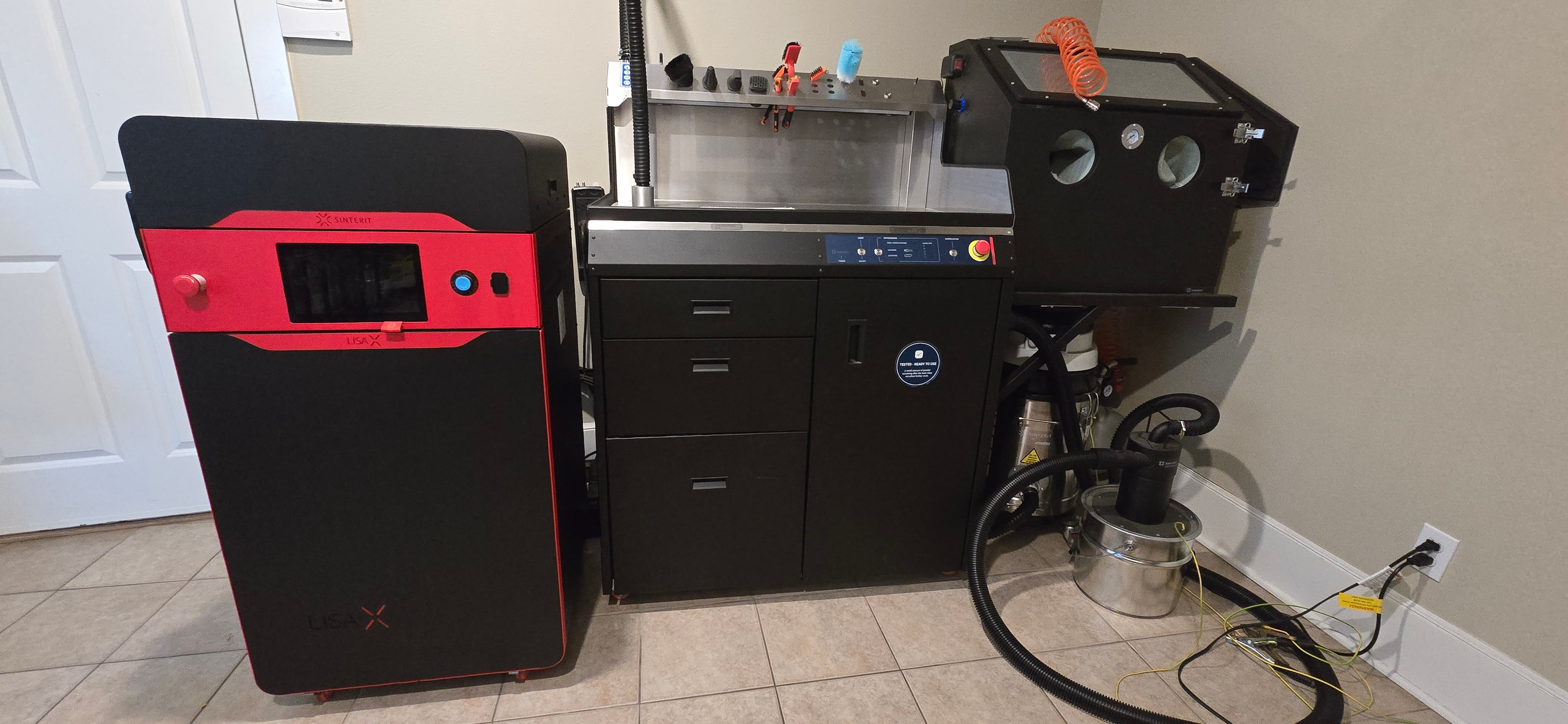 Sinterit Lisa X SLS 3D printer with Powder Handling Station and sandblasting cabinet - complete package